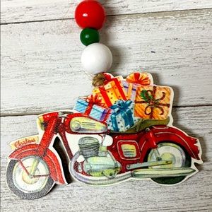Motorcycle Farmhouse Christmas BeadGarland